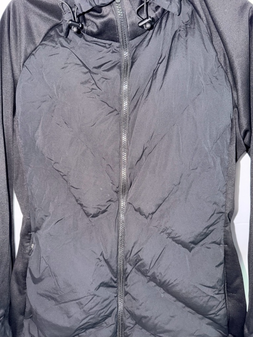 Athleta Inlet Quilted Jacket with Removable Hood - Picture 5 of 14